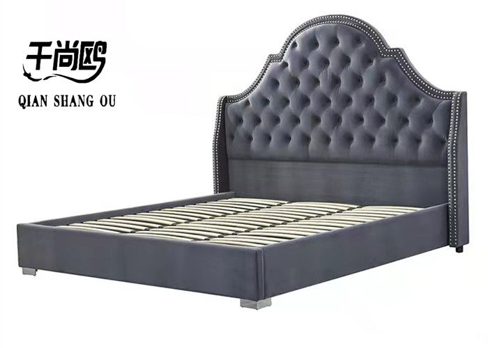 Royal Adult Double 4ft Platform Wooden Bed European style